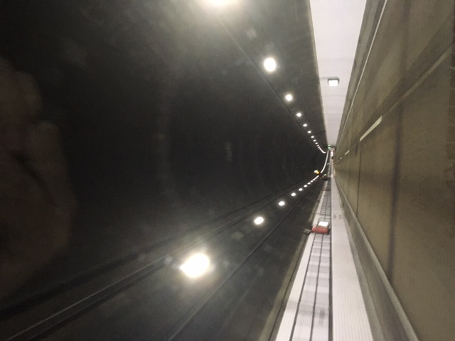 長いトンネル.JPG