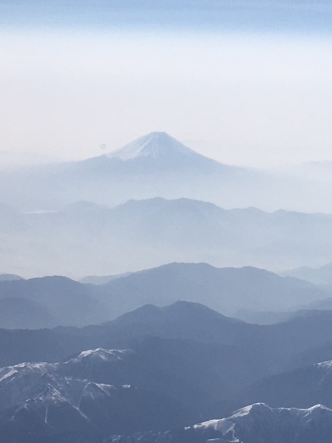 靄の中の富士山.JPG